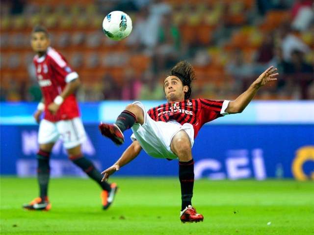 云开体育官网-先被尤文退货，后遭米兰辜负，放拉齐奥鸽子的罗马小王子时运不济